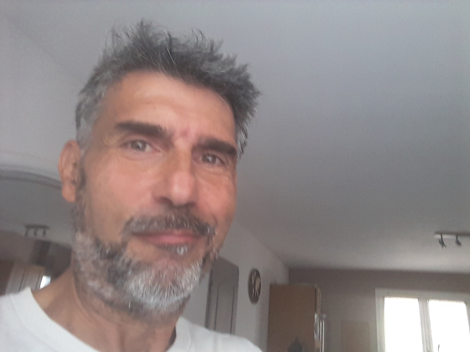 Ken - Seillons-Source-d'Argens - Var | Rencontre gay