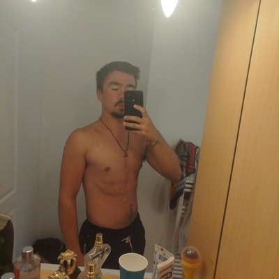 Yannel - Caseneuve - Vaucluse | Rencontre gay