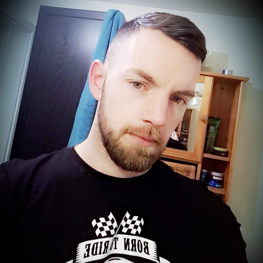 Jovany - Roquebrune-sur-Argens - Var | Rencontre gay