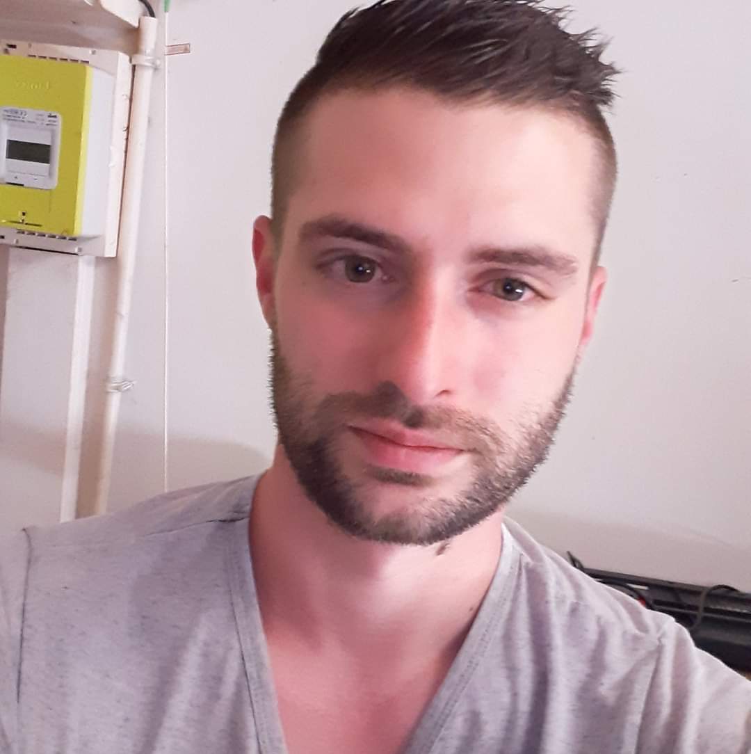 Cyrille - LeVal - Var | Rencontre gay