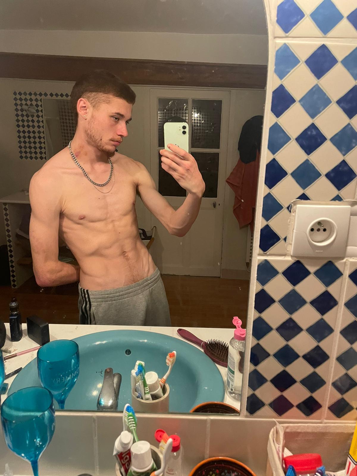 Nadjib - Blauvac - Vaucluse | Rencontre gay