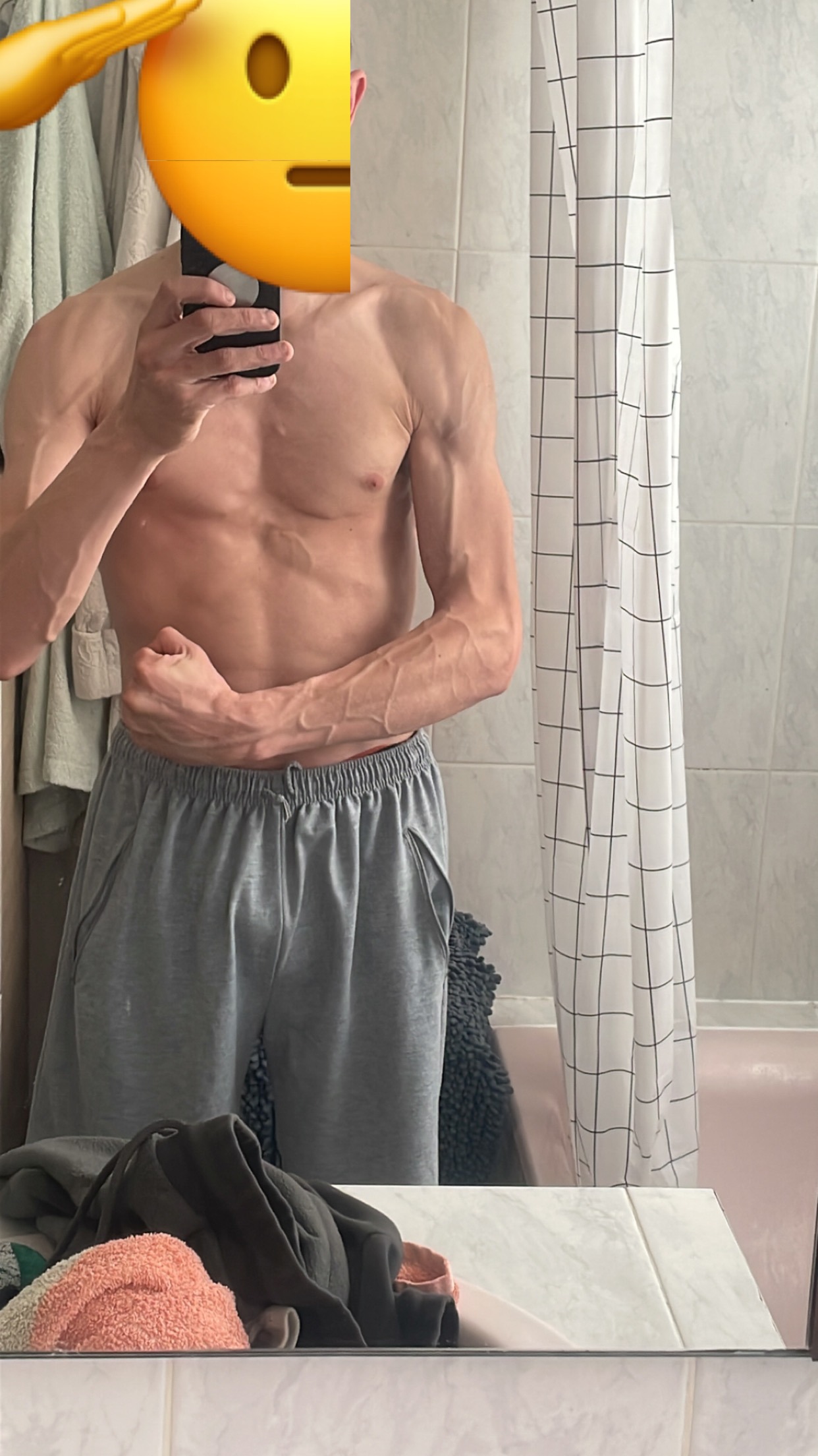 Miki - Rians - Var | Rencontre gay