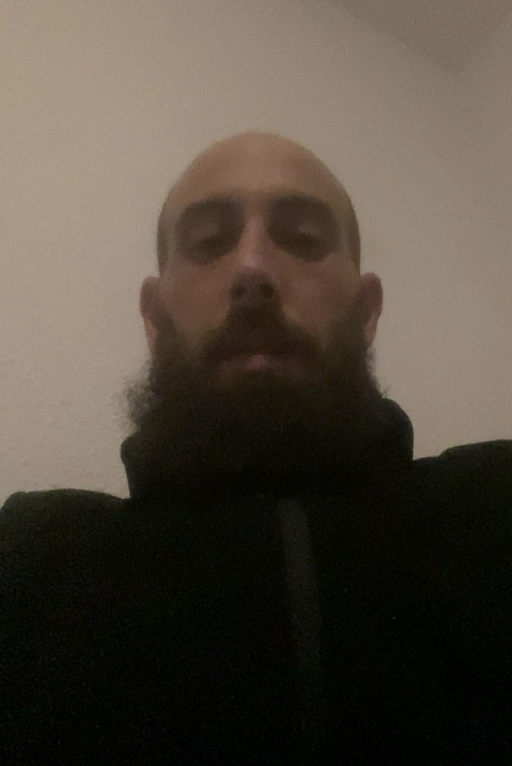 Estebann - Saint-Julien - Var | Rencontre gay