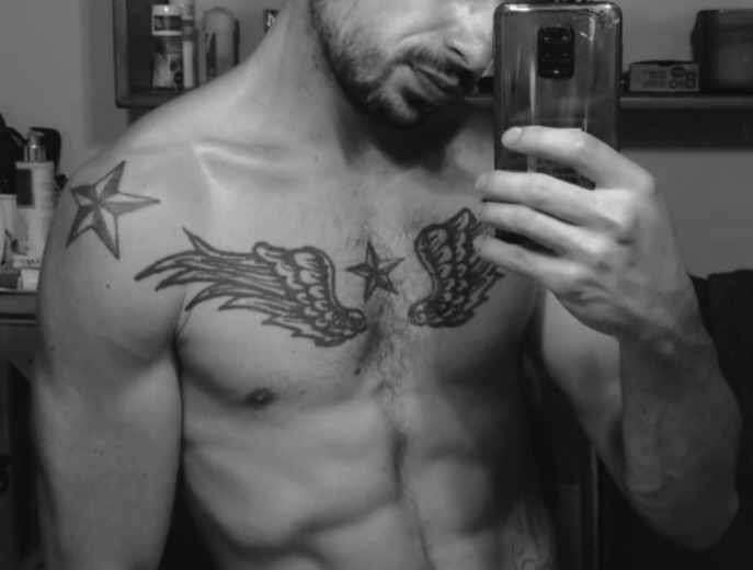 Micah - Aiglun - Alpes-de-Haute-Provence | Rencontre gay