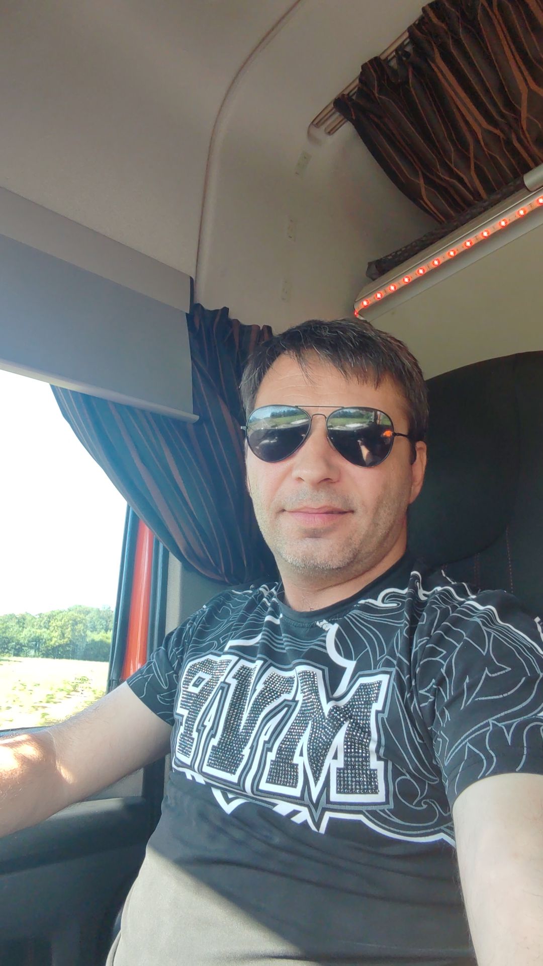 Rafi - Richerenches - Vaucluse | Rencontre gay
