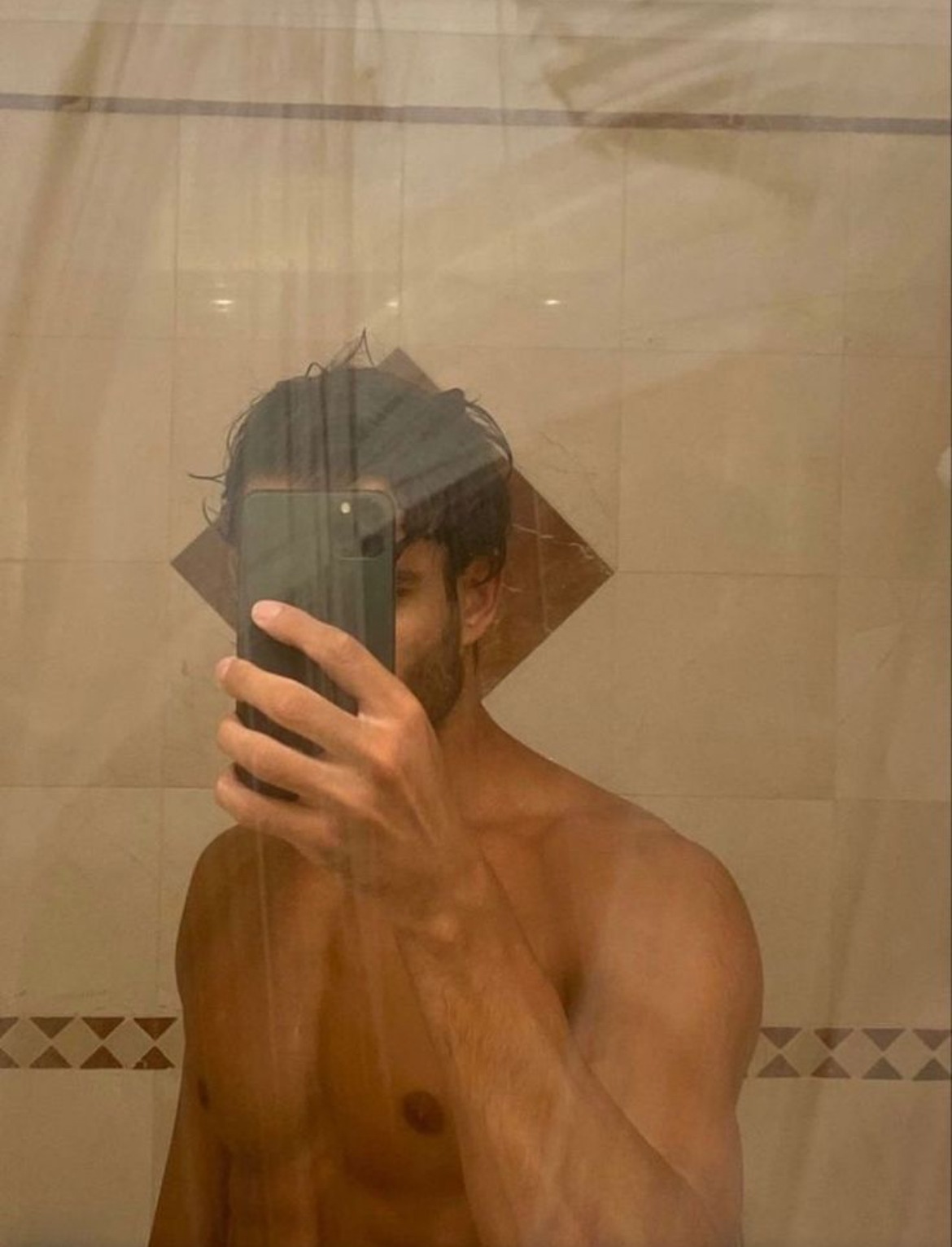 Otman - LeBourguet - Var | Rencontre gay