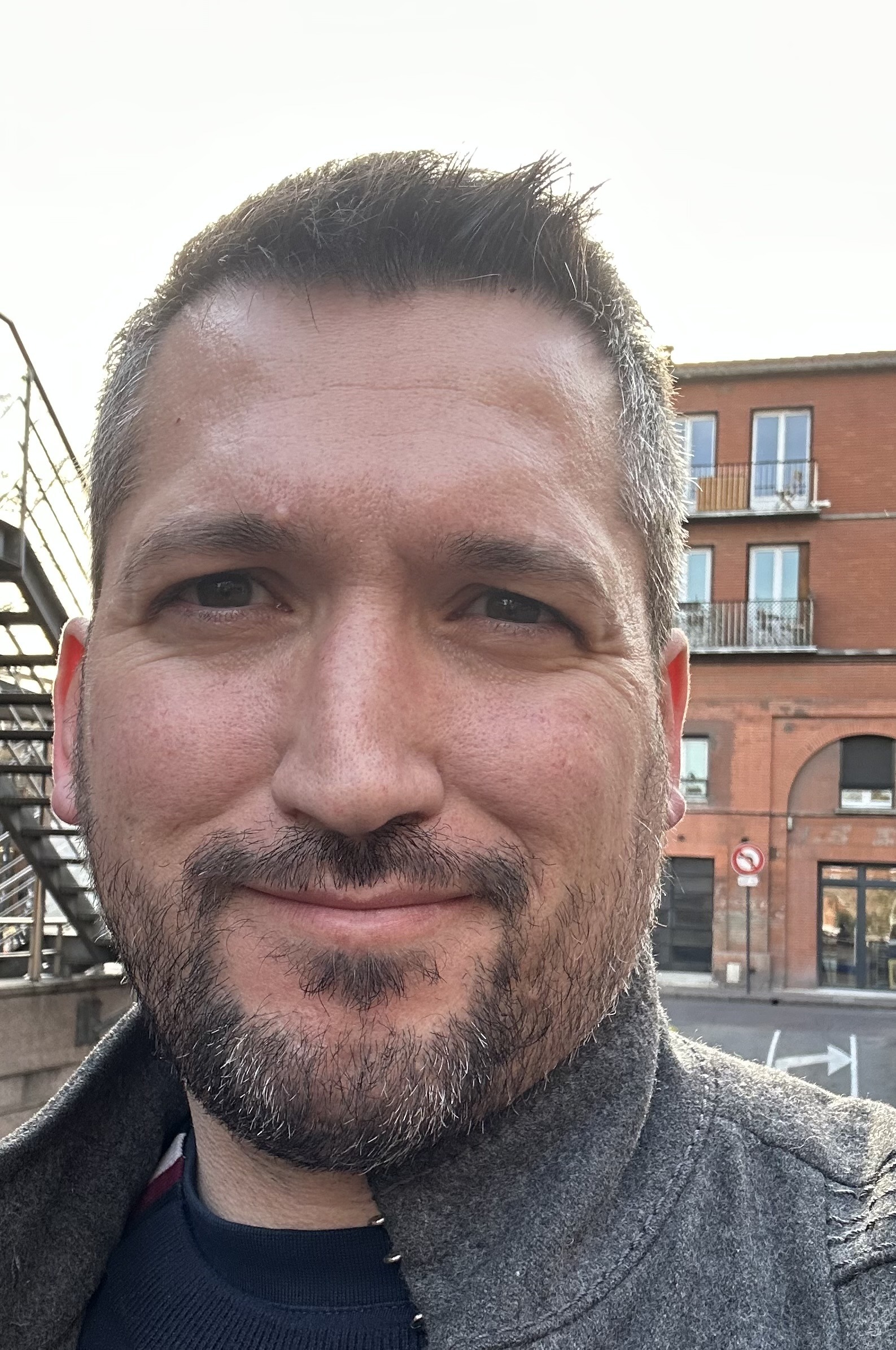 Micha - LaMotte-du-Caire - Alpes-de-Haute-Provence | Rencontre gay