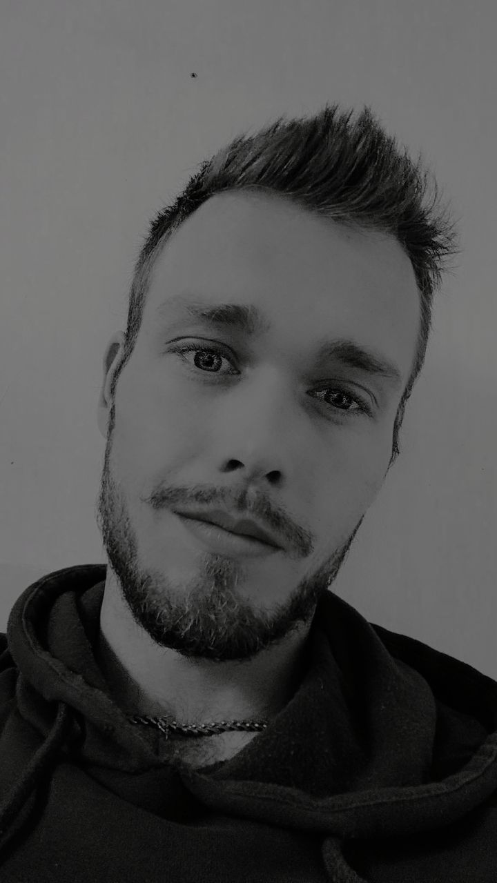 Ikbal - Verdaches - Alpes-de-Haute-Provence | Rencontre gay