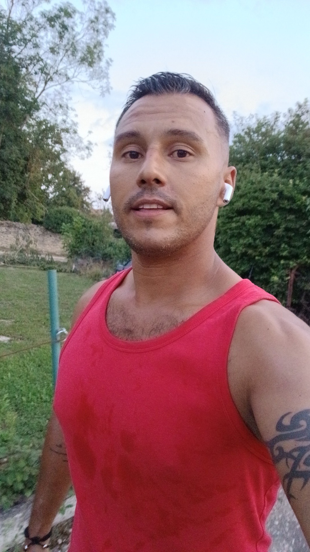 Sony - Montlaux - Alpes-de-Haute-Provence | Rencontre gay