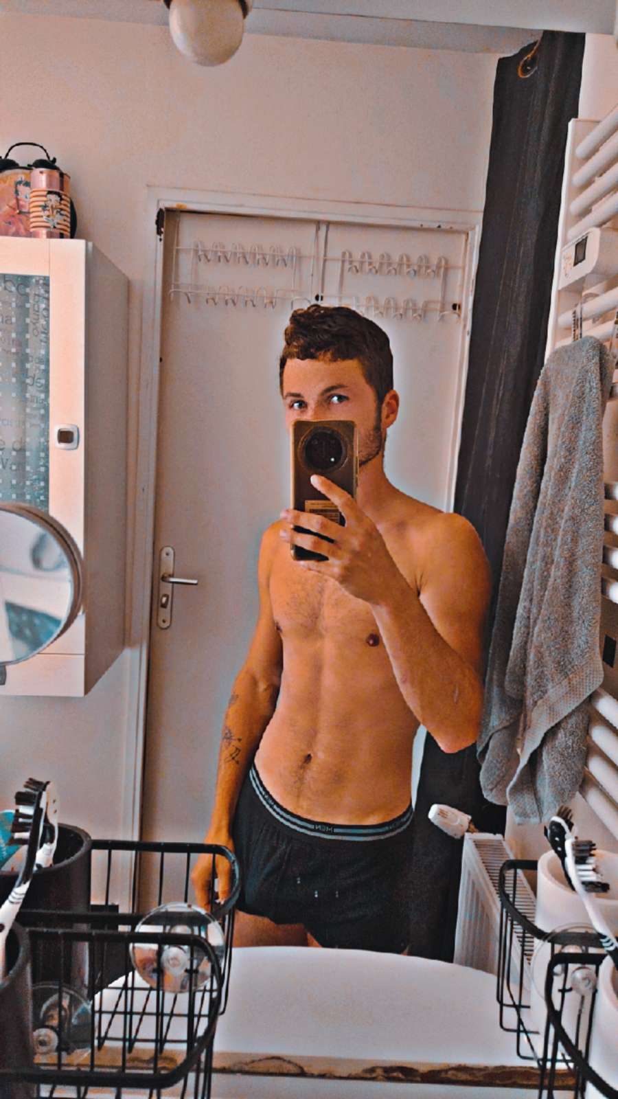 Hypolite - Mazaugues - Var | Rencontre gay