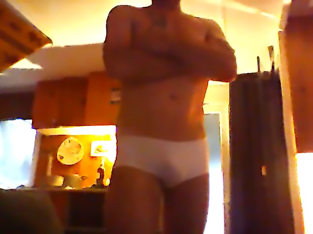 Edson - Mézel - Alpes-de-Haute-Provence | Rencontre gay